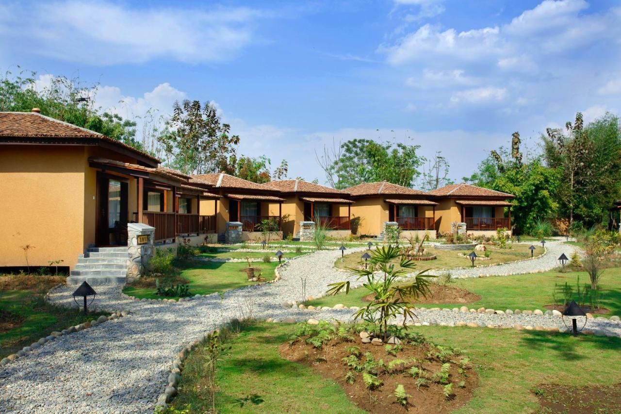 Jungle Villa Resort - Near Chitwan National Park المظهر الخارجي الصورة