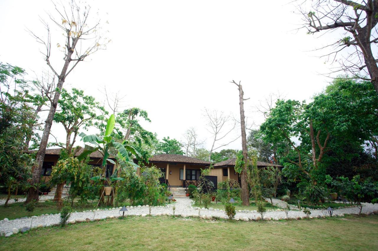 Jungle Villa Resort - Near Chitwan National Park المظهر الخارجي الصورة
