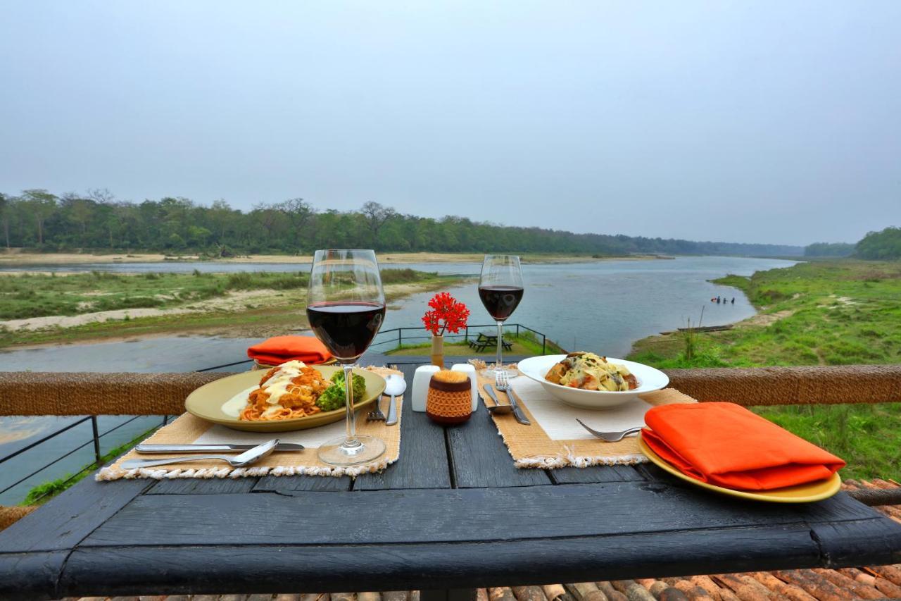 Jungle Villa Resort - Near Chitwan National Park المظهر الخارجي الصورة